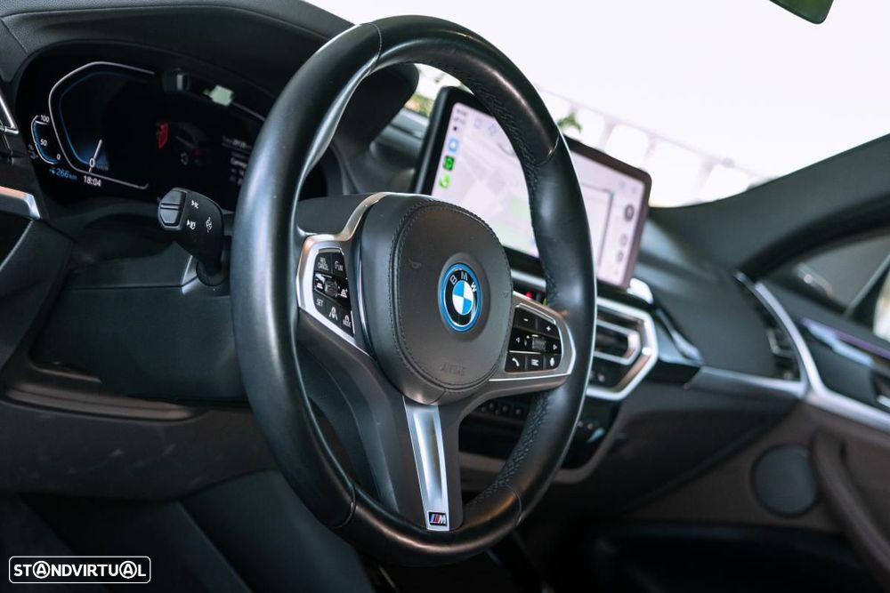 BMW iX3 M Sport Impressive - 12