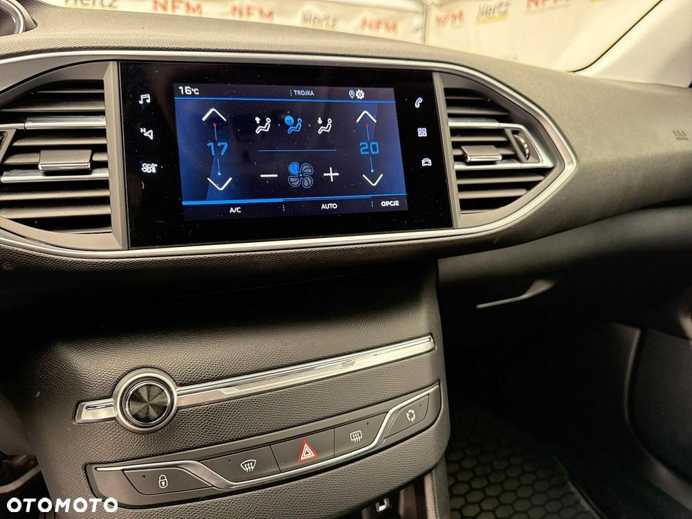 Peugeot 308 - 22