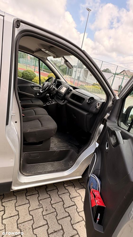 Opel Vivaro - 8