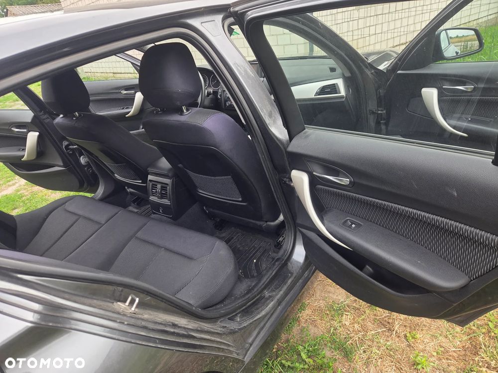 BMW Seria 1 116d DPF - 15