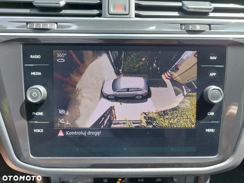 Volkswagen Tiguan - 26