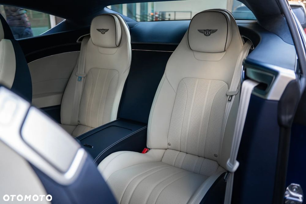 Bentley Continental GT - 39