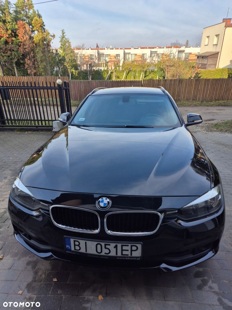BMW Seria 3 318d Sport Line Shadow - 4