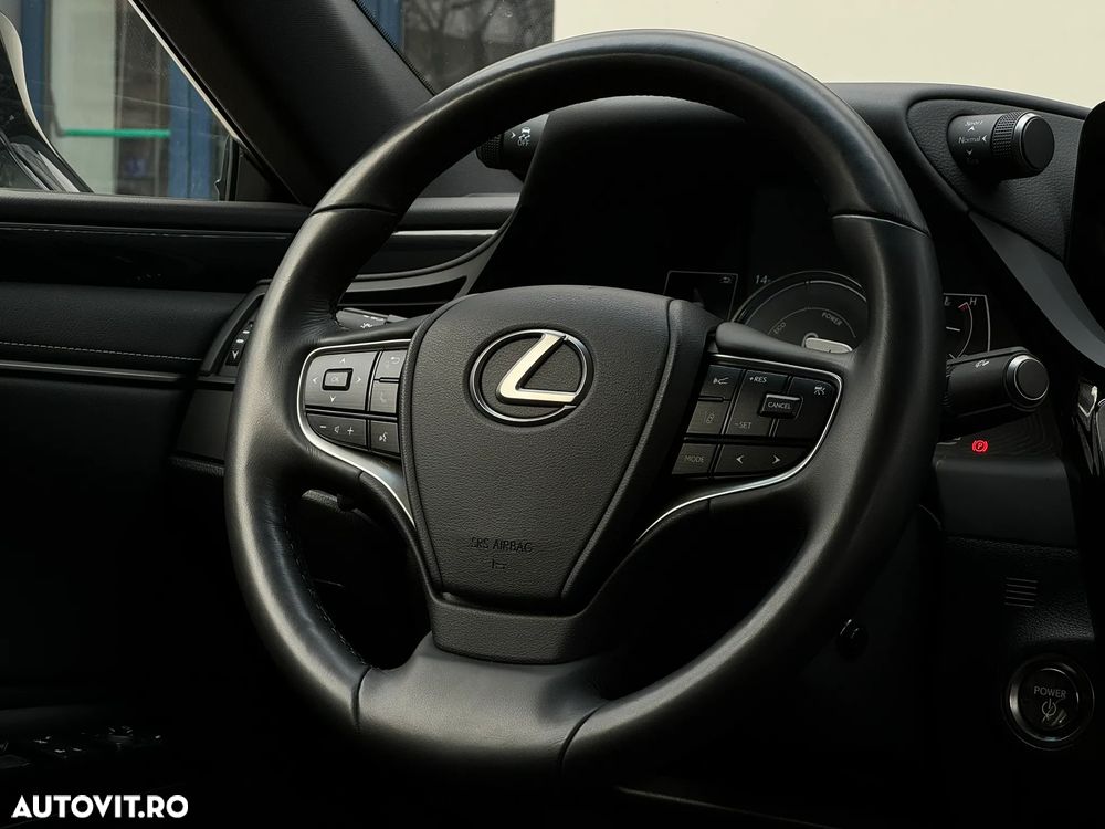 Lexus Seria ES 300h Executive - 20