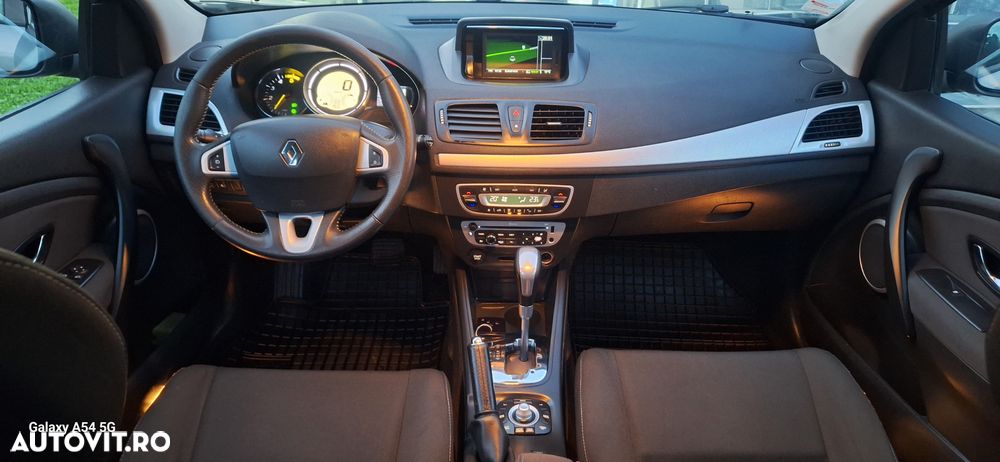 Renault Megane 1.5 dCi EDC Olympic - 11