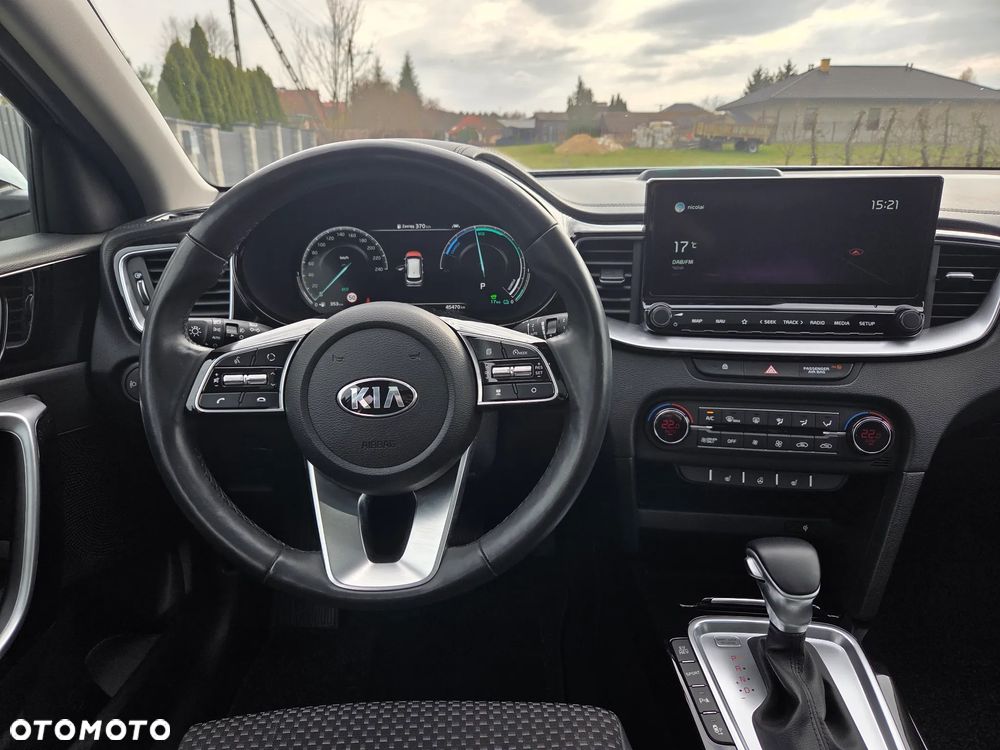 Kia Ceed 1.6 GDI PHEV L DCT - 9