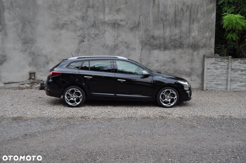 Renault Megane TCe 180 Dynamique - 3