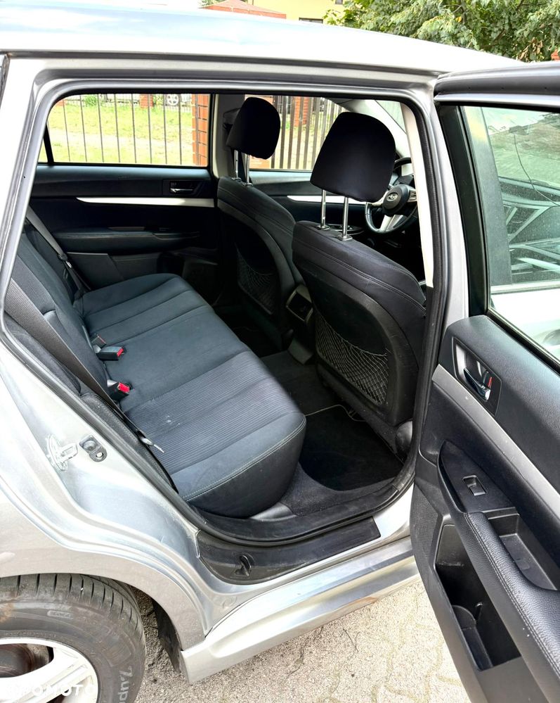 Subaru Legacy - 9