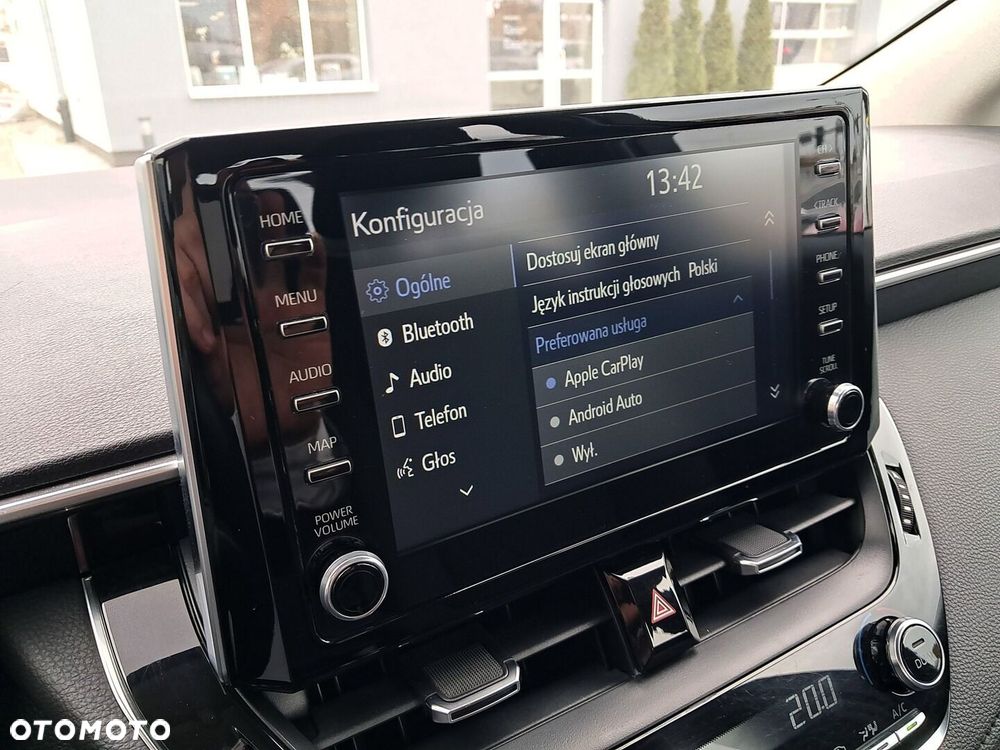 Toyota Corolla 1.8 Hybrid Comfort - 18