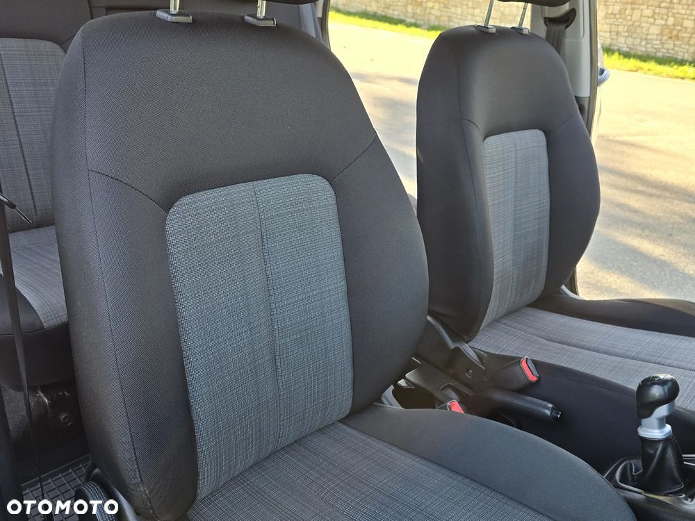 Kia Venga 1.4 M - 17