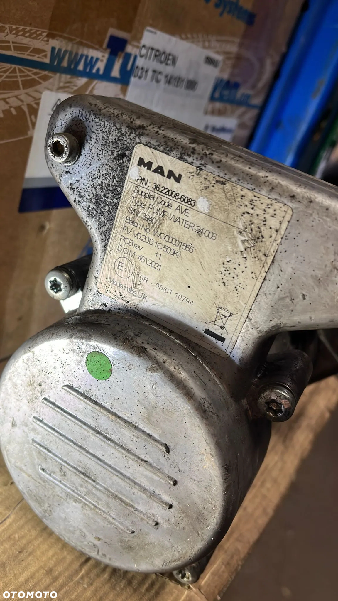 Pompa wody 24V 36.22008-6083 MAN - 2