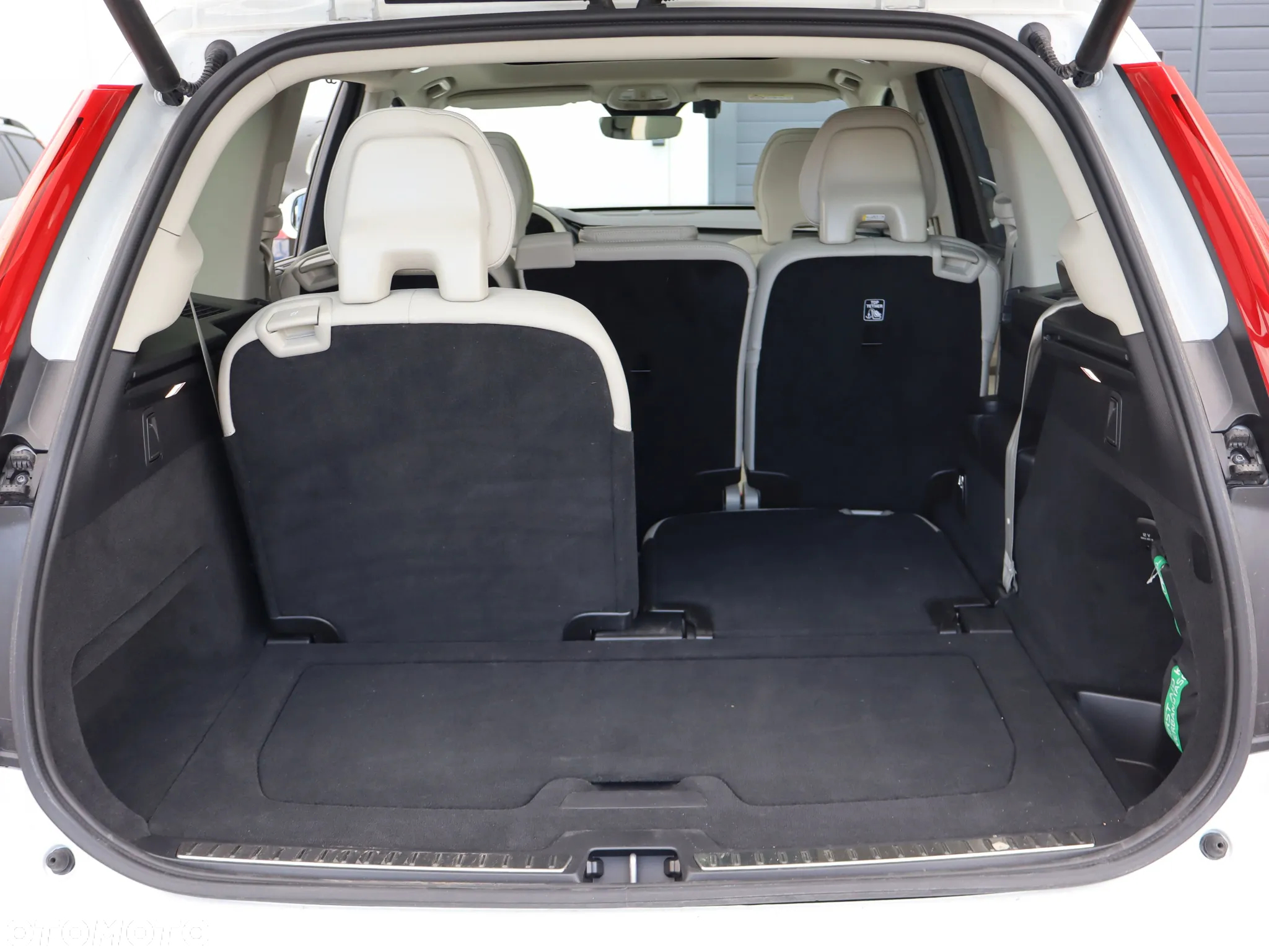Volvo XC 90 B5 B AWD Plus Bright 7os - 17