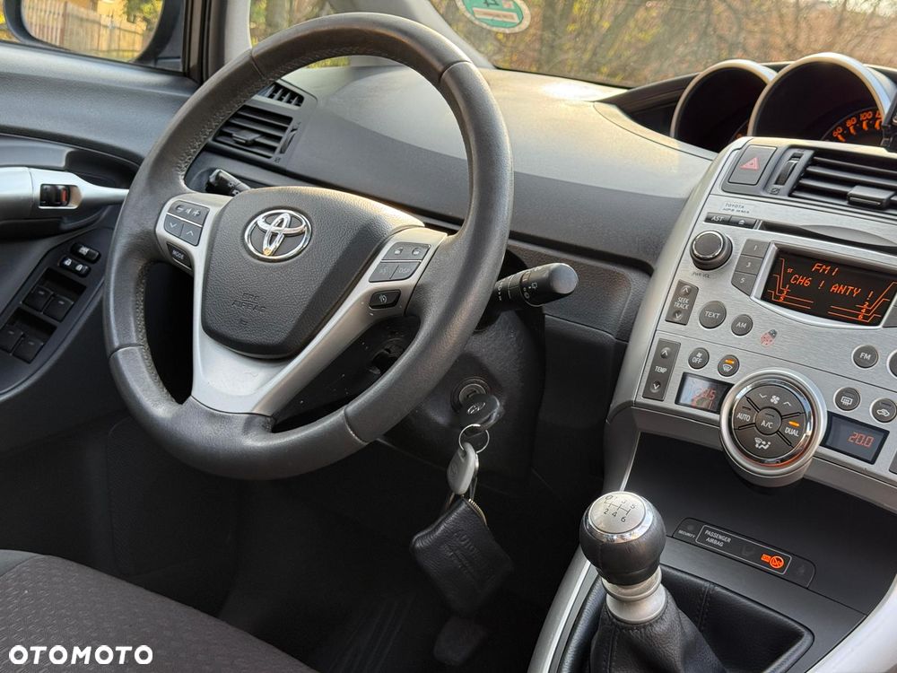 Toyota Verso 1.8 5-Sitzer Skyview Edition - 20