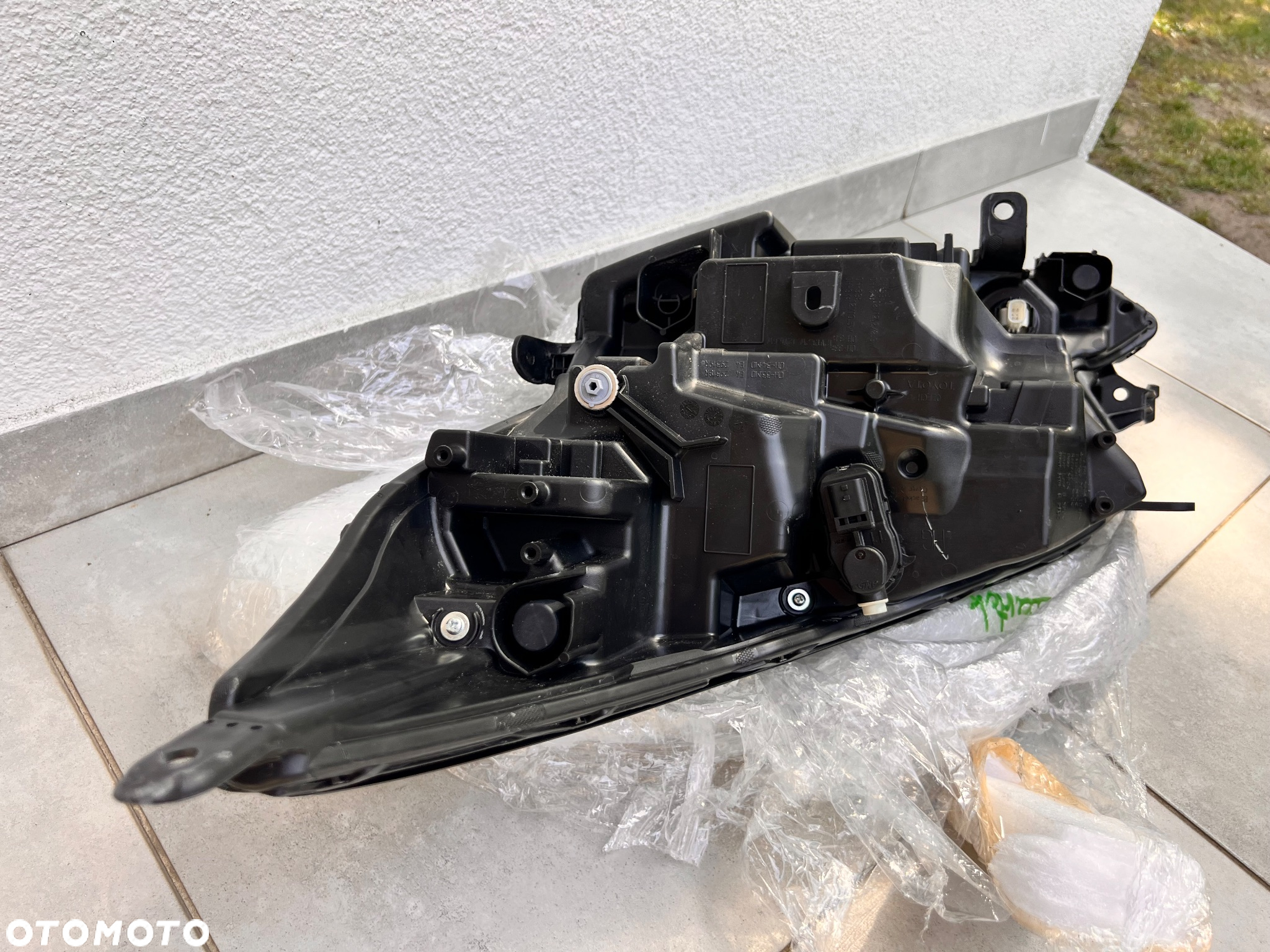 REFLEKTOR LAMPA TOYOTA AYGO X FULL LED 2021- - 9