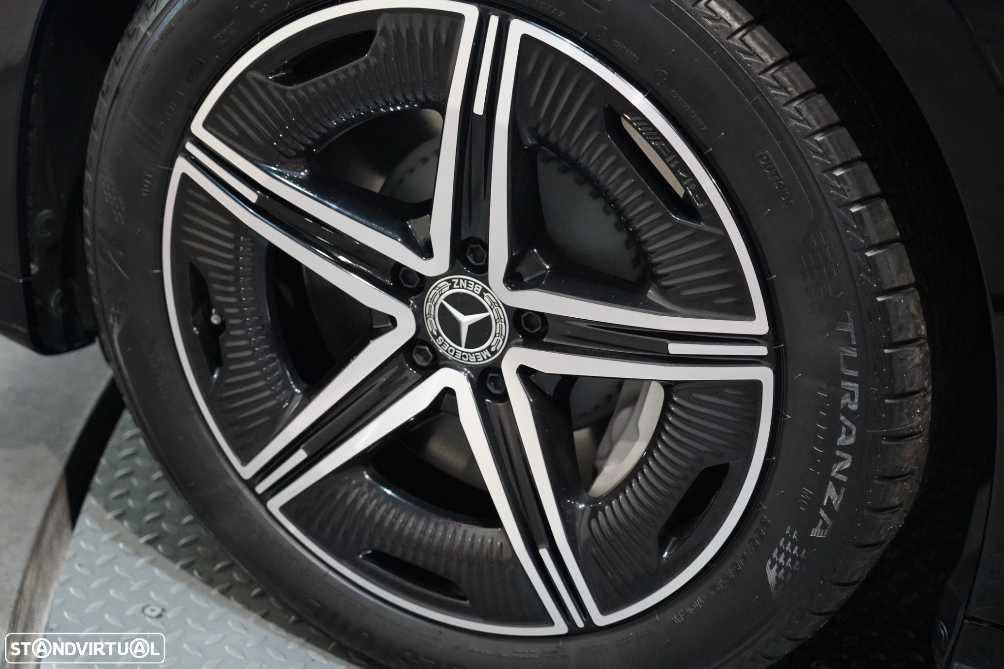 Mercedes-Benz EQE 350+ Edition - 39