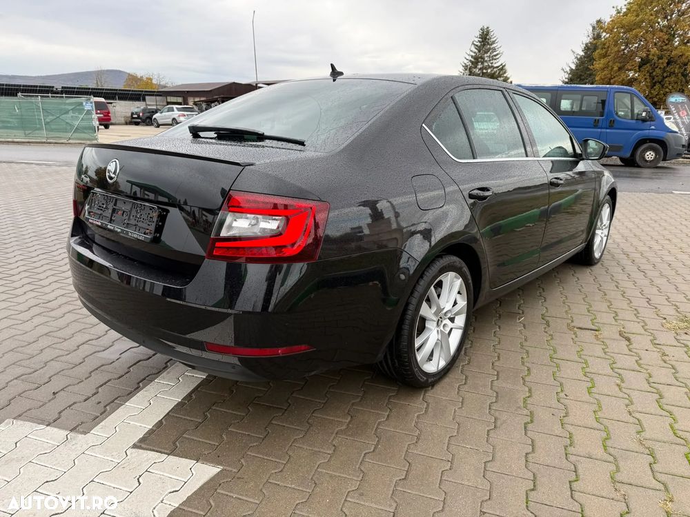 Skoda Octavia - 4