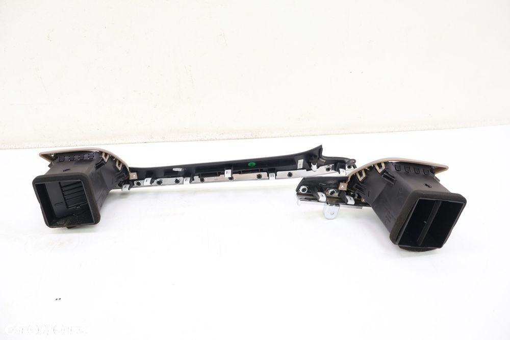 JEEP GRAND CHEROKEE WK2 DEKORY DESKI ROZDZIELCZEJ KRATKI NAWIEWU - 5