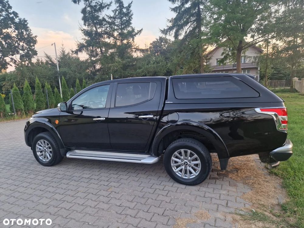 Mitsubishi L200 2.4 d DC Instyle Premiere Edition - 11