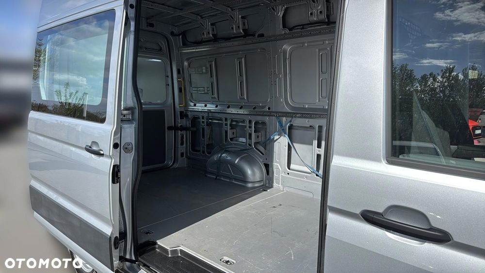 Volkswagen Crafter - 17