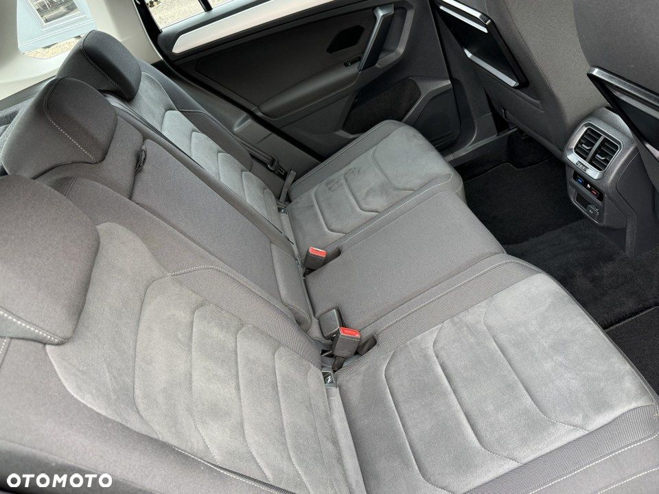 Volkswagen Tiguan 2.0 TSI 4Motion BlueMotion Technology Highline - 32