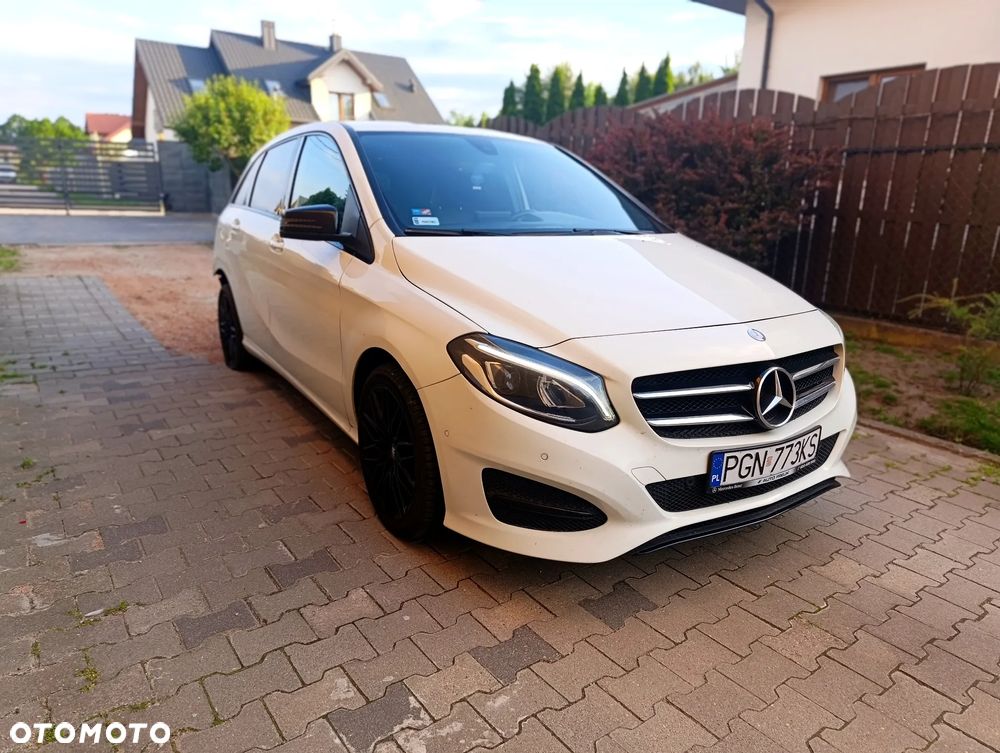 Mercedes-Benz Klasa B 200 7G-DCT AMG Line - 2