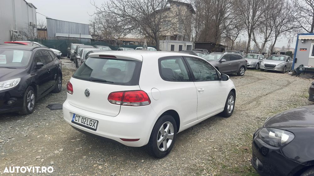 Volkswagen Golf - 12