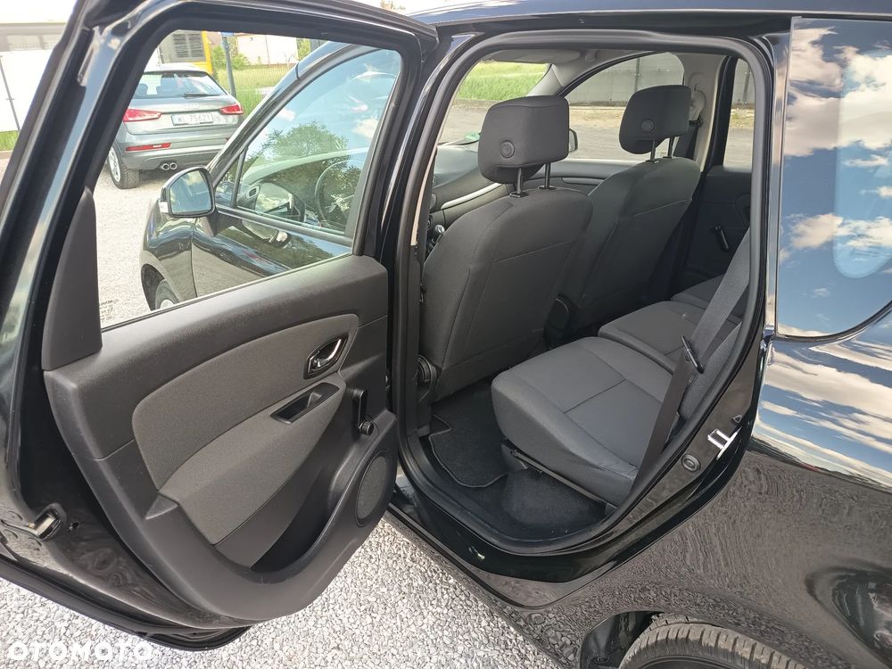 Renault Scenic 1.6 16V 110 TomTom Edition - 39