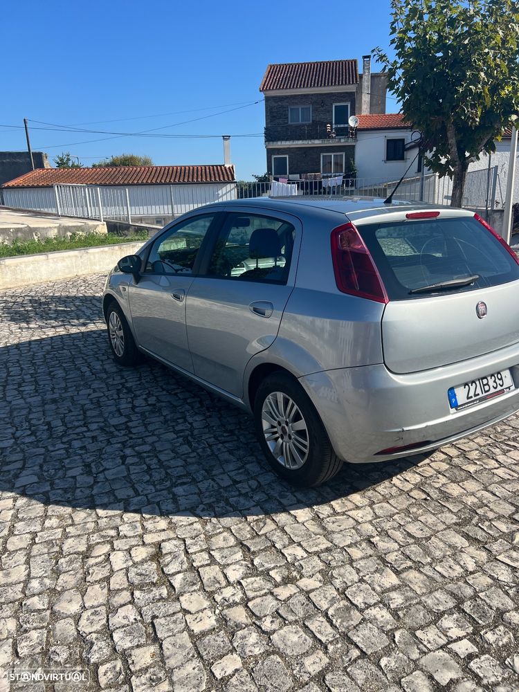 Fiat Grande Punto - 8