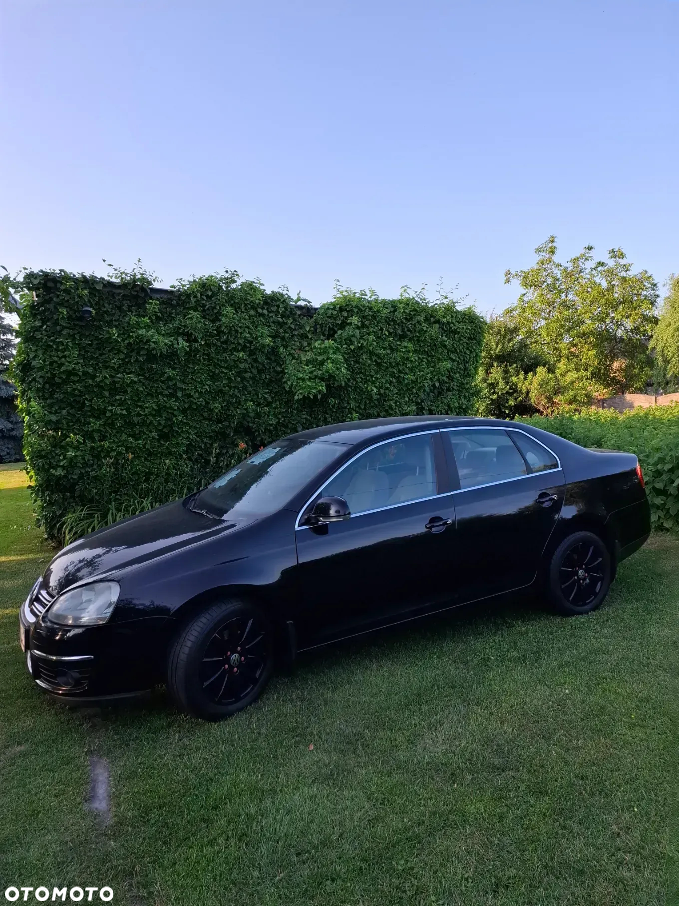 Volkswagen Jetta 1.9 TDI DPF BleuMot Comfortline - 3