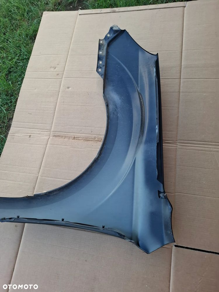 Prawy przedni błotnik Subaru Outback IV - 10