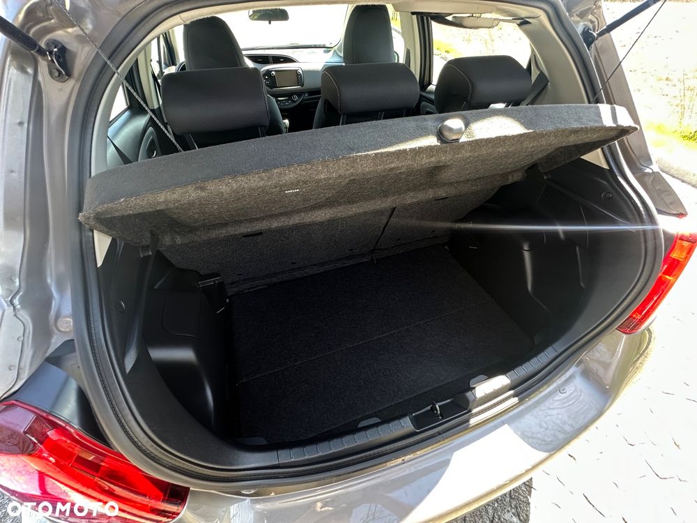 Toyota Yaris - 4