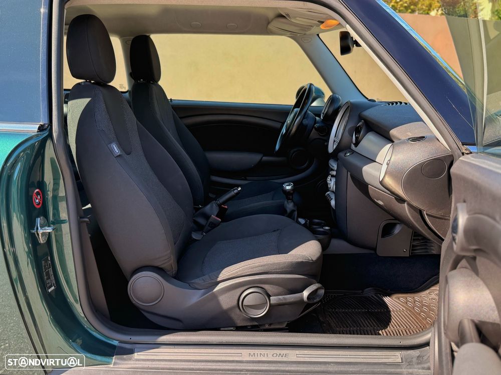 MINI 3 Portas One 1.4 - 8