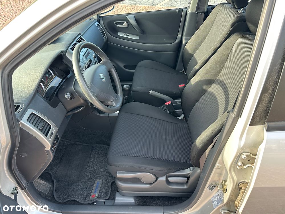 Suzuki Liana Kombi 1.6 Comfort - 8