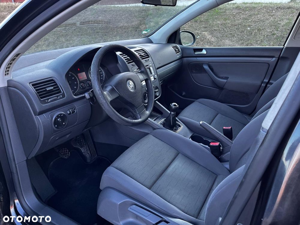 Volkswagen Golf - 12