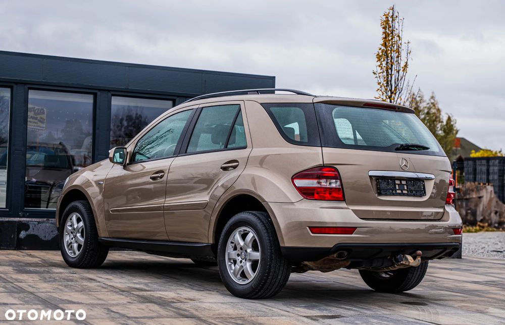 Mercedes-Benz ML - 7
