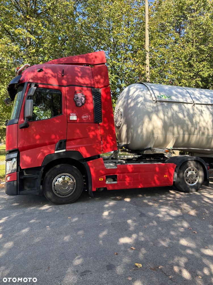 Renault T 460 - 31