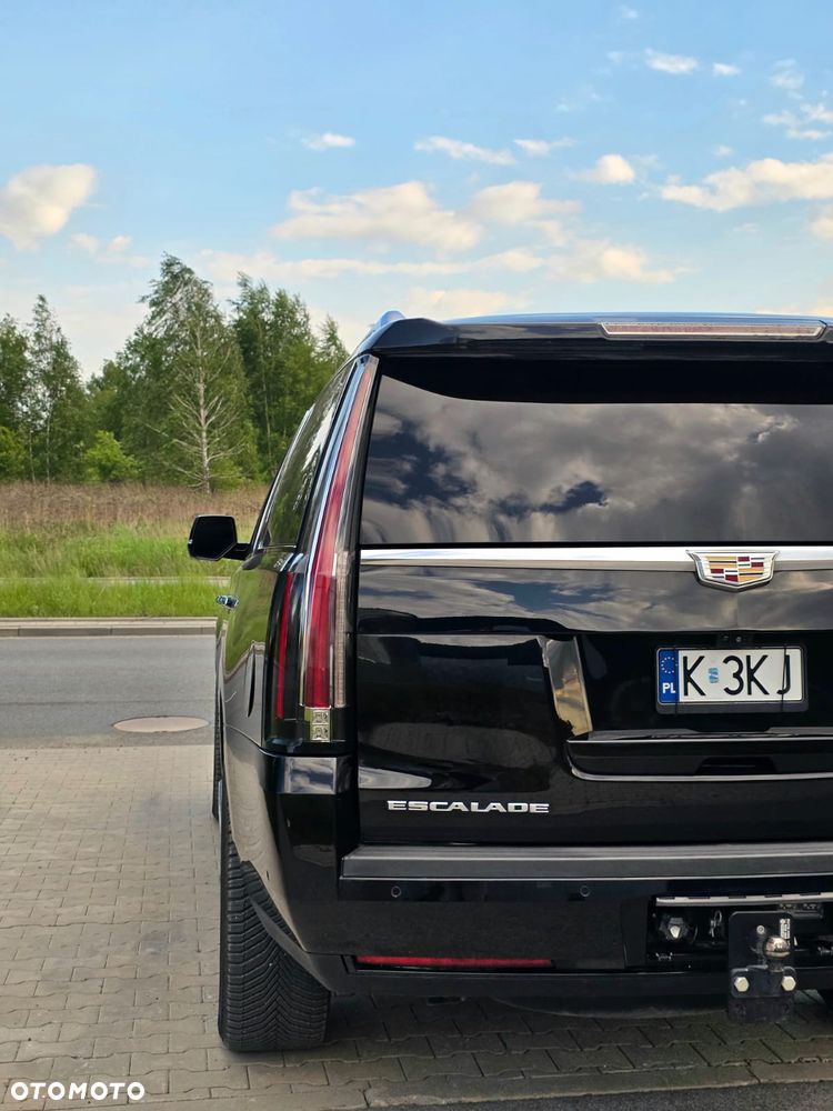 Cadillac Escalade ESV 6.2 V8 AWD AT Premium - 12