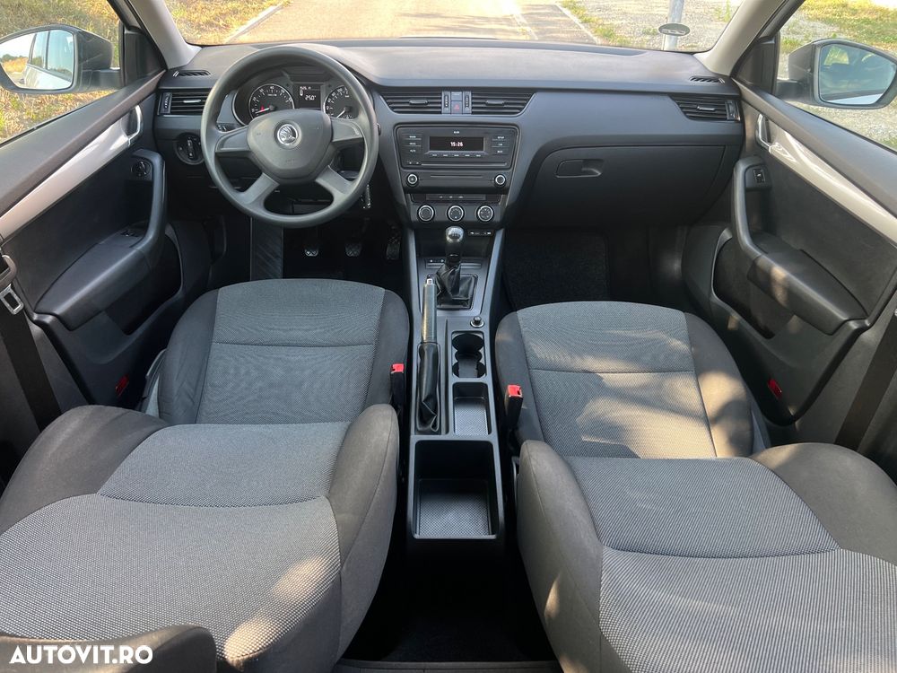 Skoda Octavia 1.2 TSI Ambiente - 9