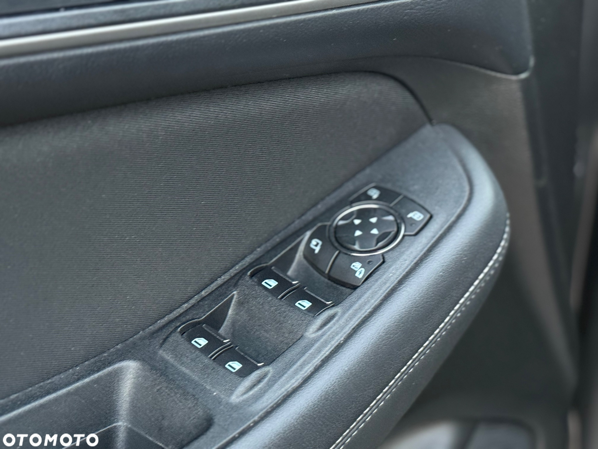 Ford S-Max 2.0 TDCi Titanium PowerShift - 19