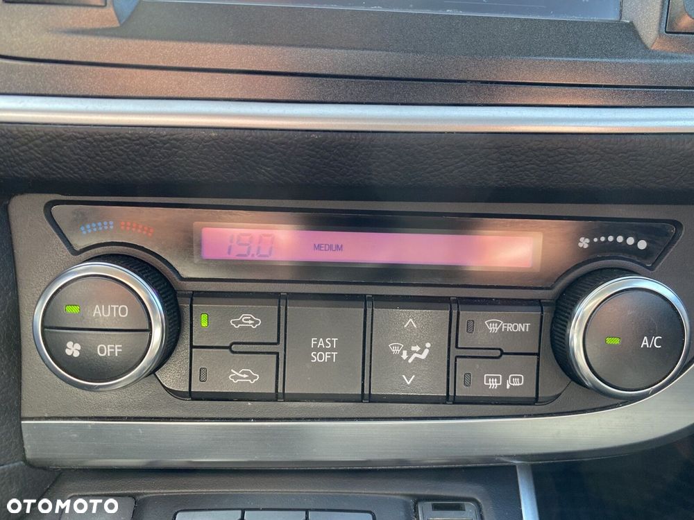Toyota Auris - 25