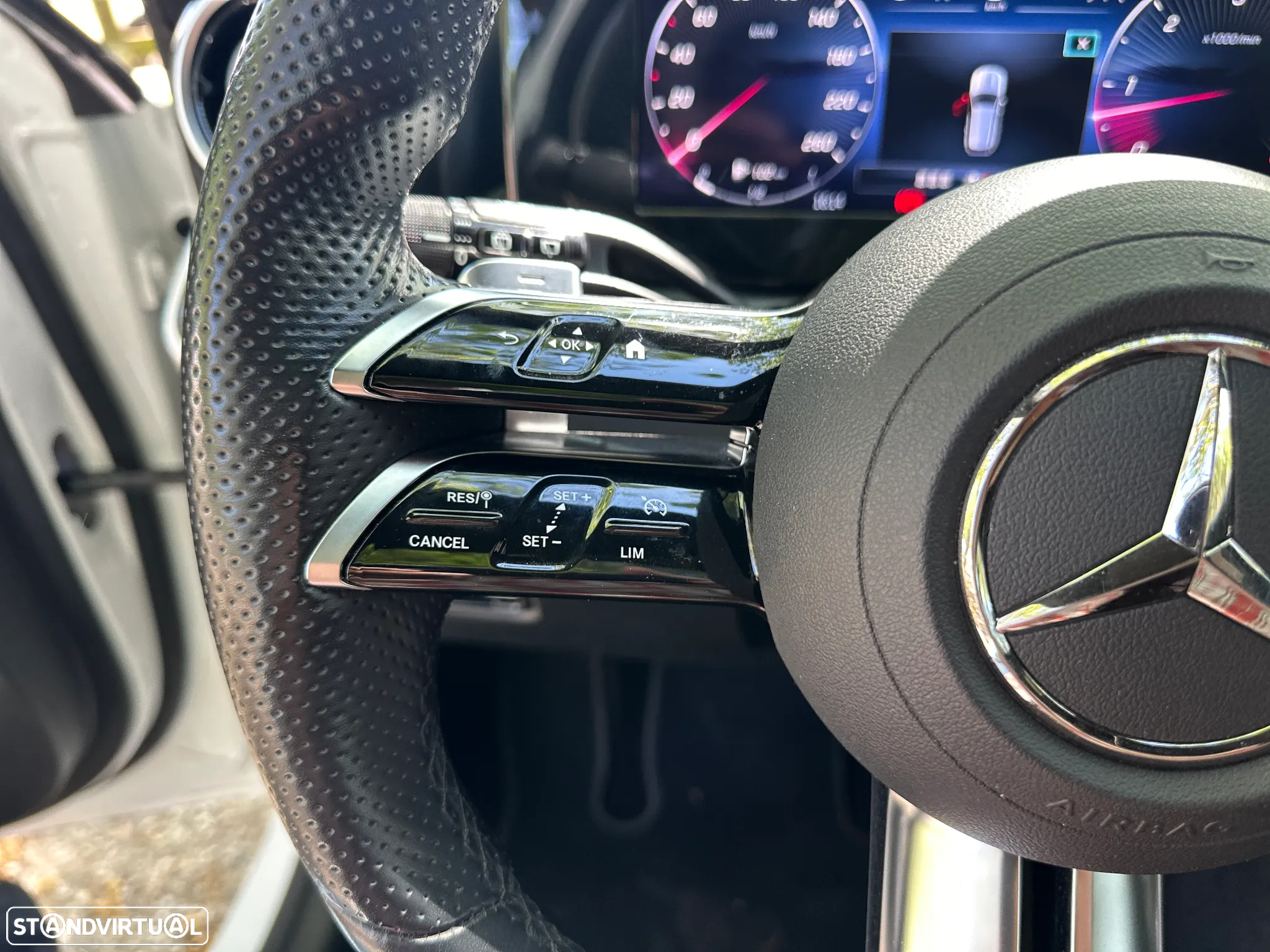 Mercedes-Benz C 220 d AMG Line - 28