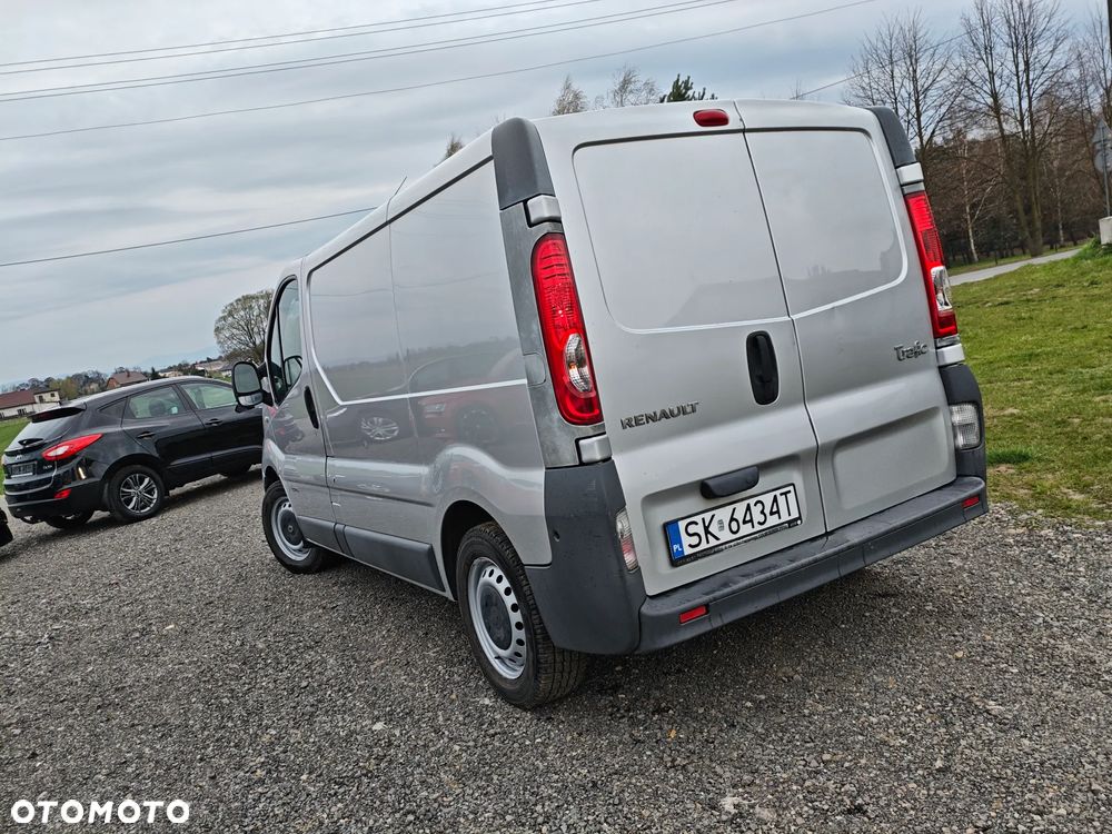 Renault Trafic - 17