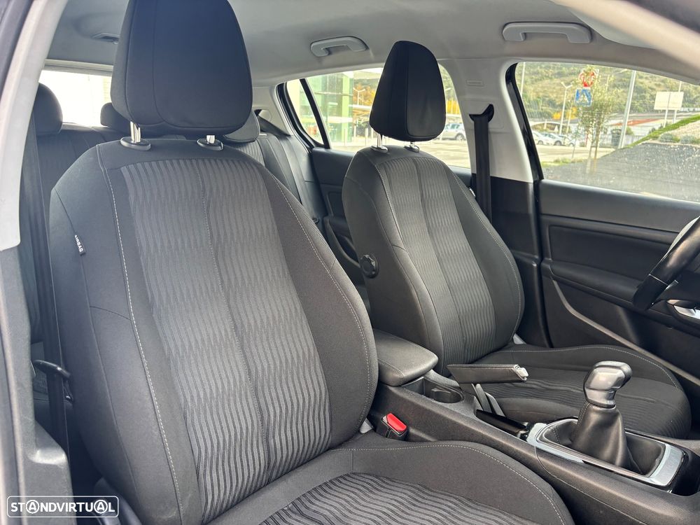 Peugeot 308 1.2 PureTech Style - 6