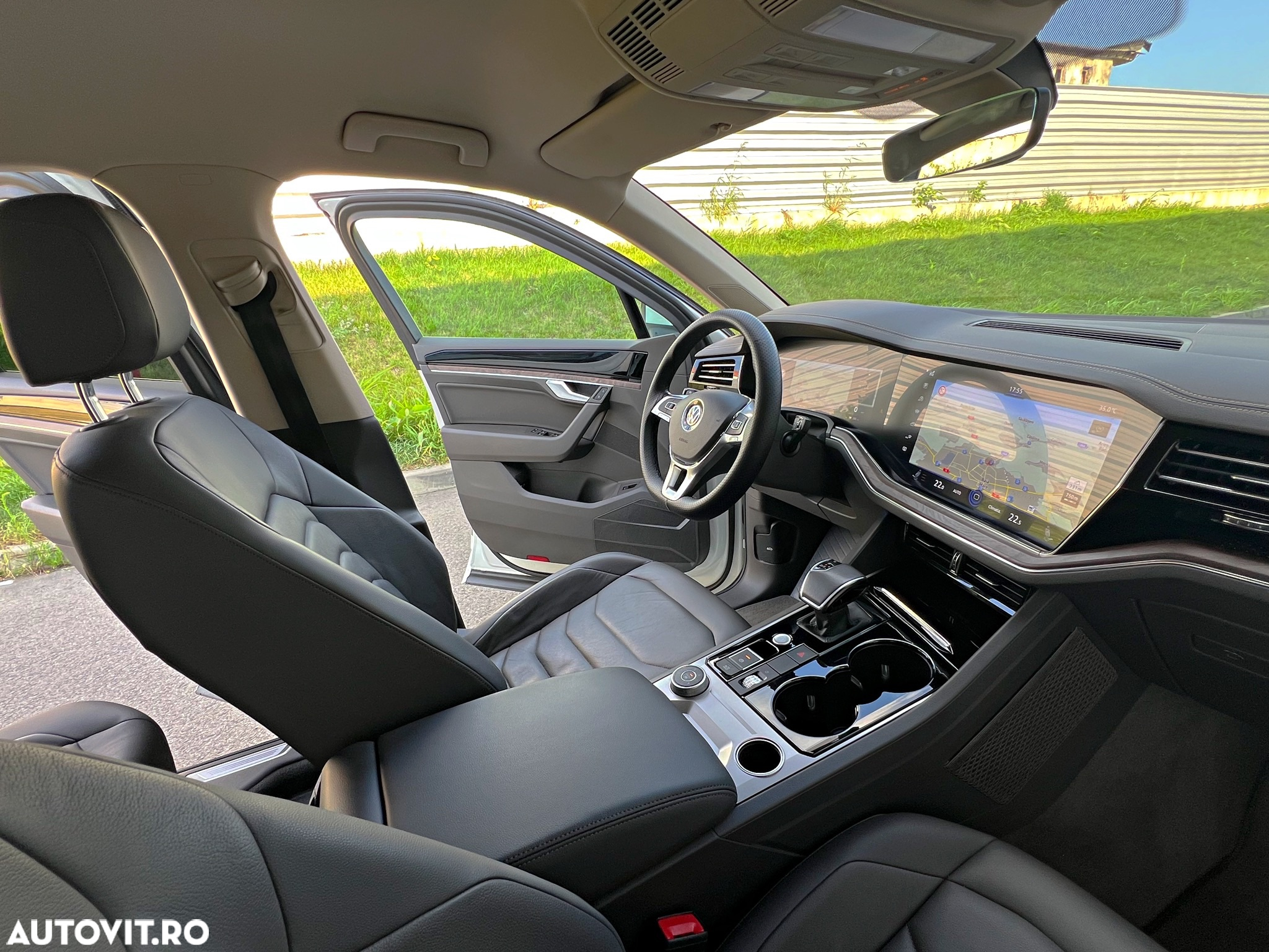 Volkswagen Touareg 3.0 V6 TDI SCR 4Motion Automatik Elegance - 14