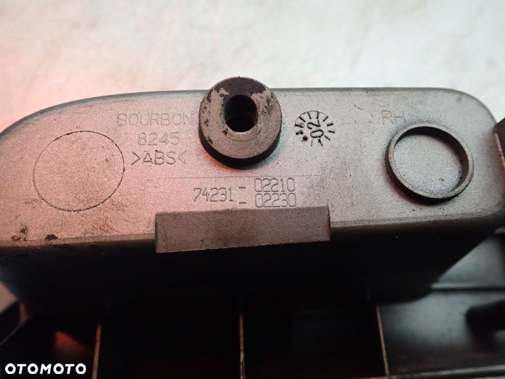 PRZEŁĄCZNIK PODNOSZENIA SZYB PRAWY PRZÓD TOYOTA COROLLA E12  74231-02210  -02230 - 6