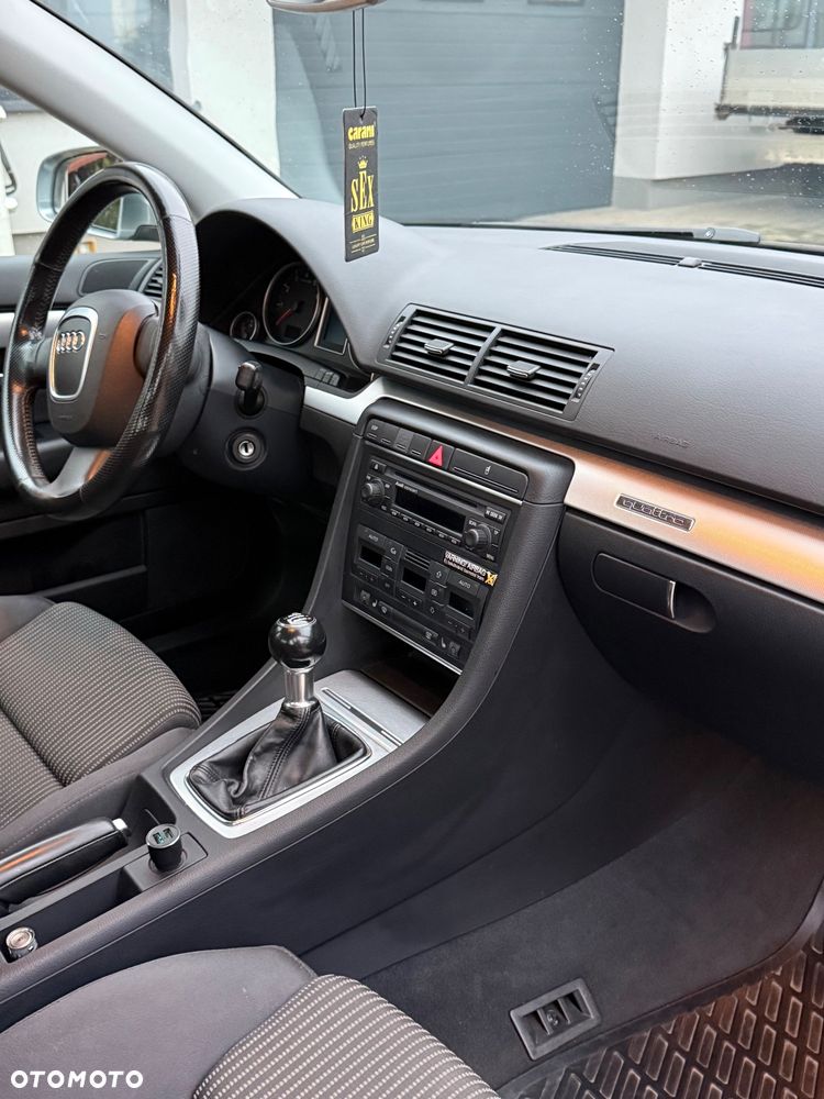 Audi A4 Limousine 1.8T Quattro - 16