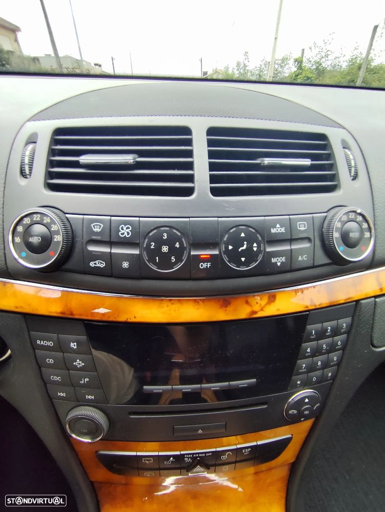 Mercedes-Benz E 220 CDi Elegance - 17