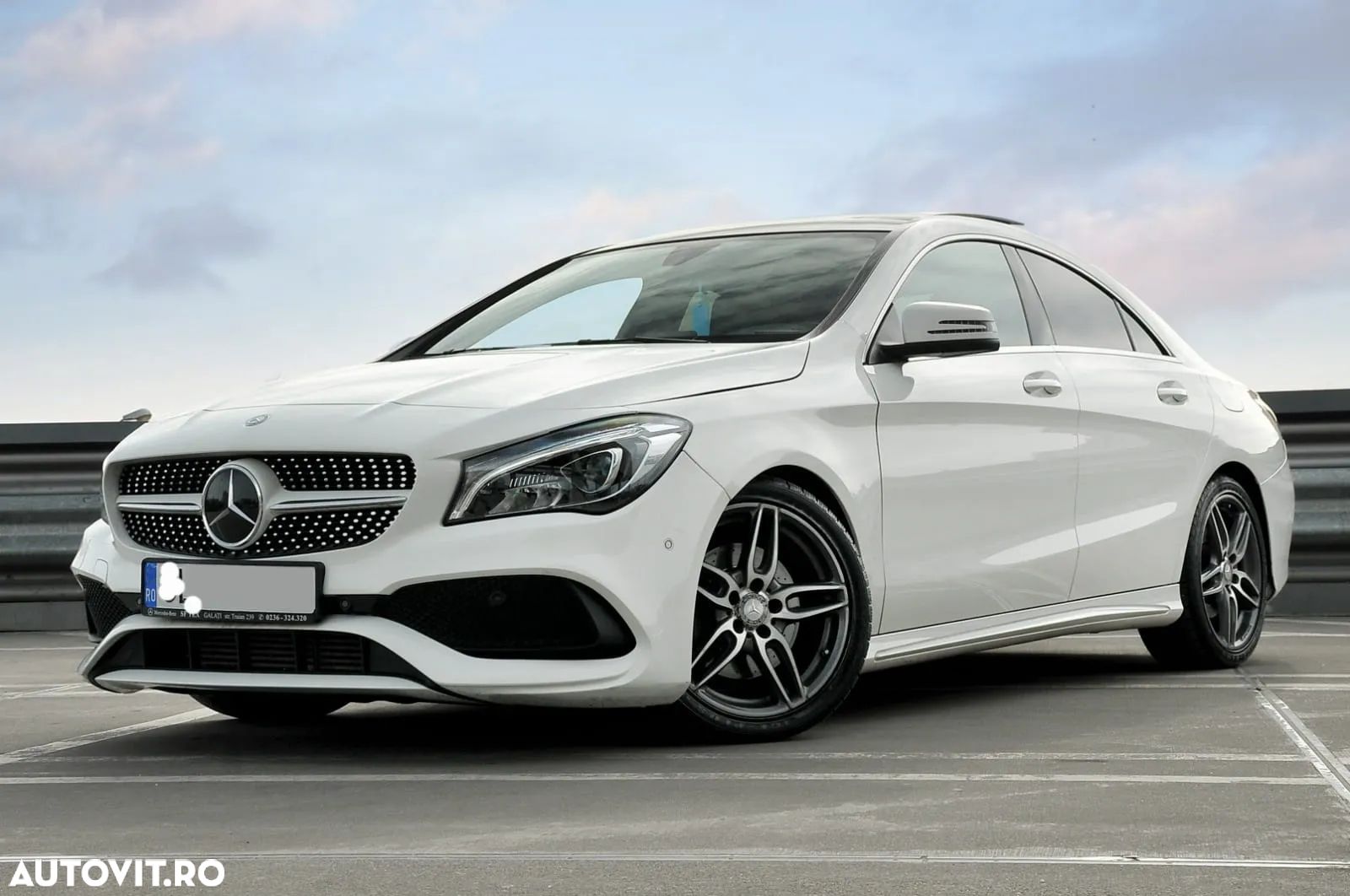 Mercedes-Benz CLA 220 d 4MATIC Aut. - 1
