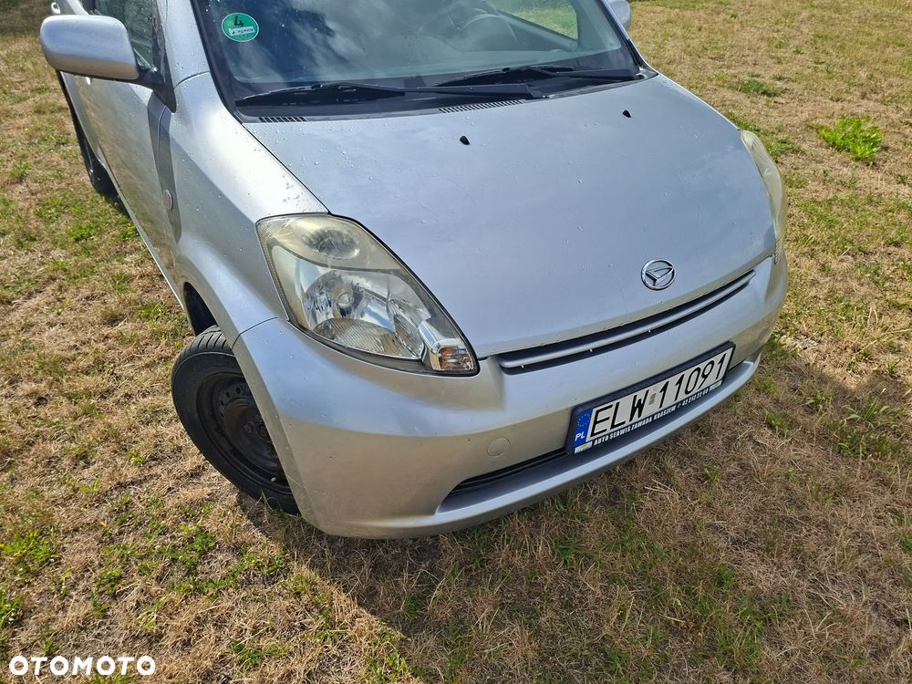 Daihatsu Sirion 1.0 - 3