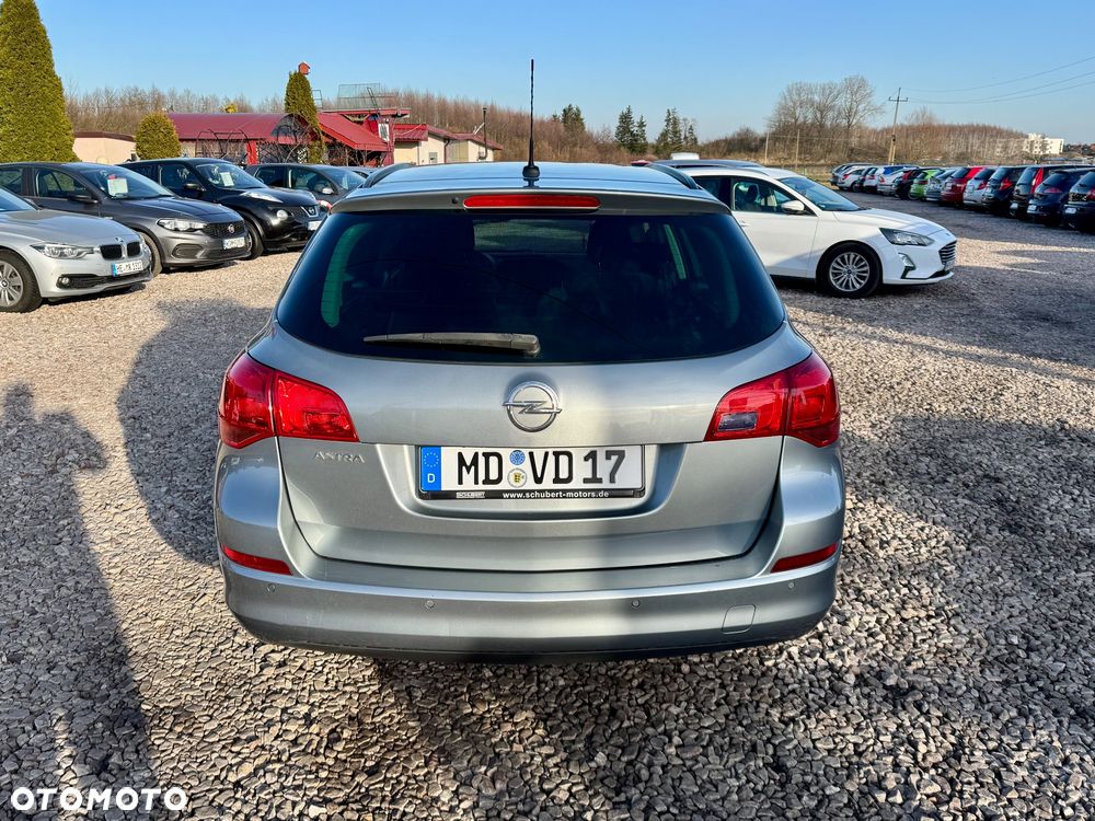 Opel Astra - 16